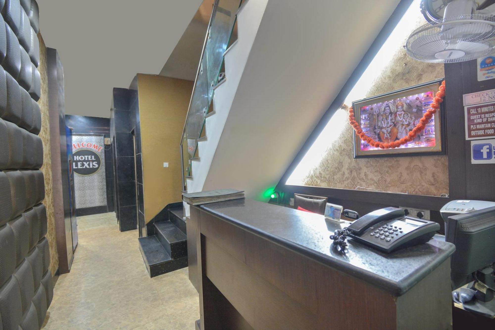 Hotel O Lexis Ludhiana Luaran gambar