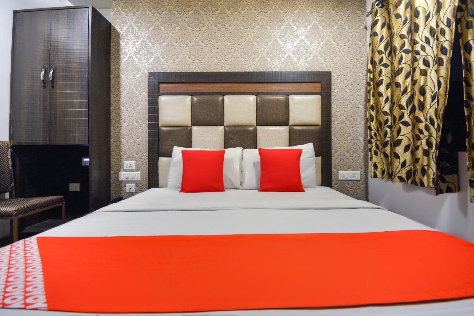 Hotel O Lexis Ludhiana Luaran gambar